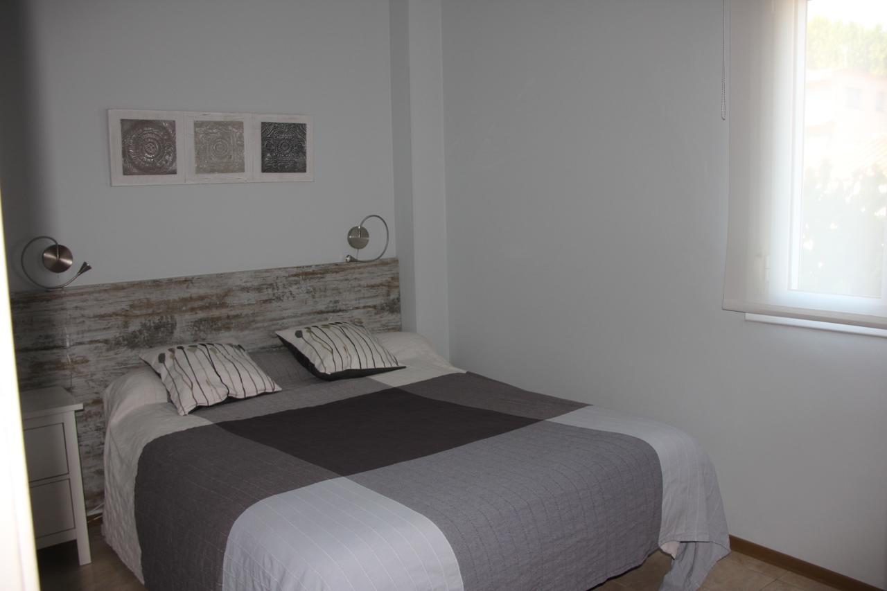 Apartamentos Caru Кастелдефелс Екстериор снимка