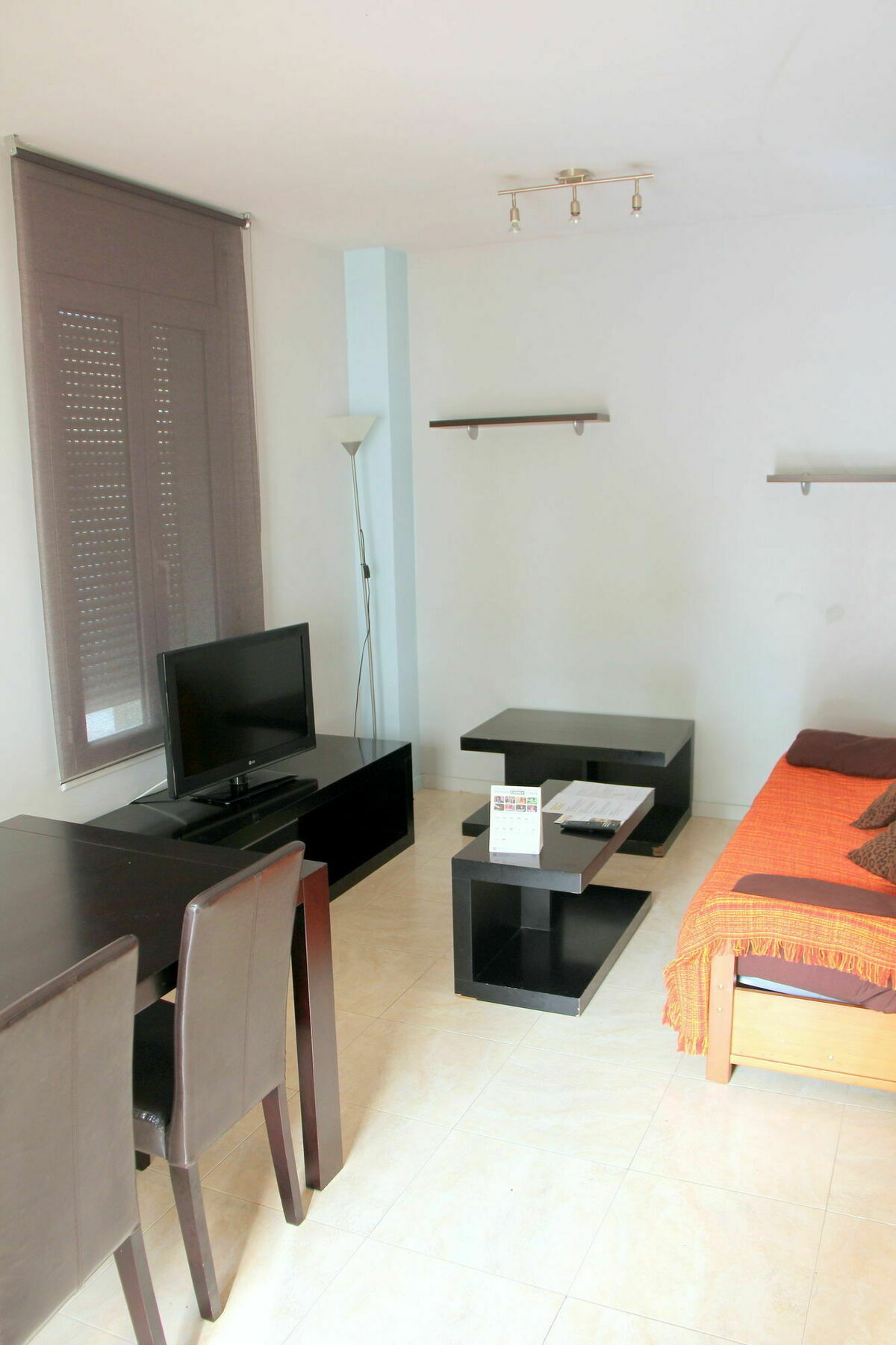 Apartamentos Caru Кастелдефелс Екстериор снимка